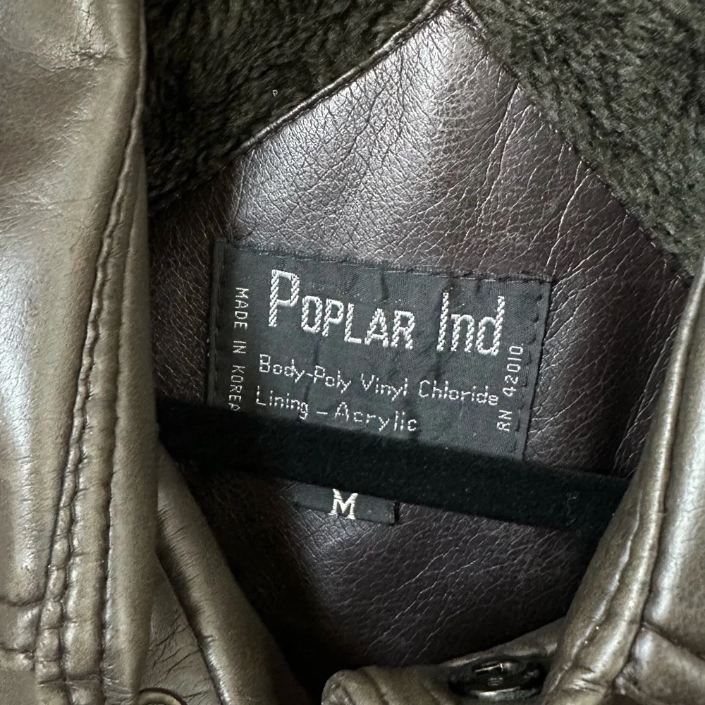 RARE! 70S CHOCOLATE BROWN VEGAN LEATHER SNAP BUTTON JACKET DAGGER COLLAR- Mens M - Picture 5 of 13